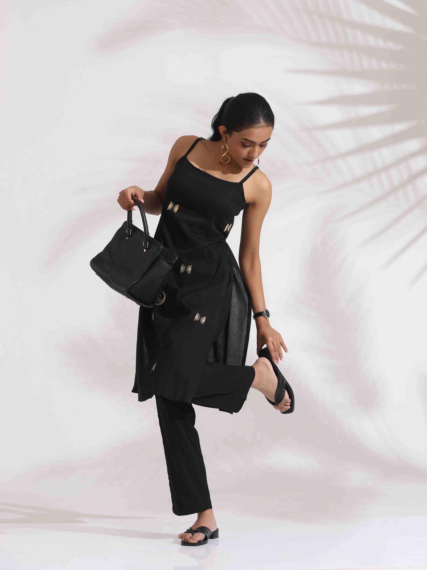 trueBrowns Black Cotton Embroidered Straight Kurta Set - Swadesiicart
