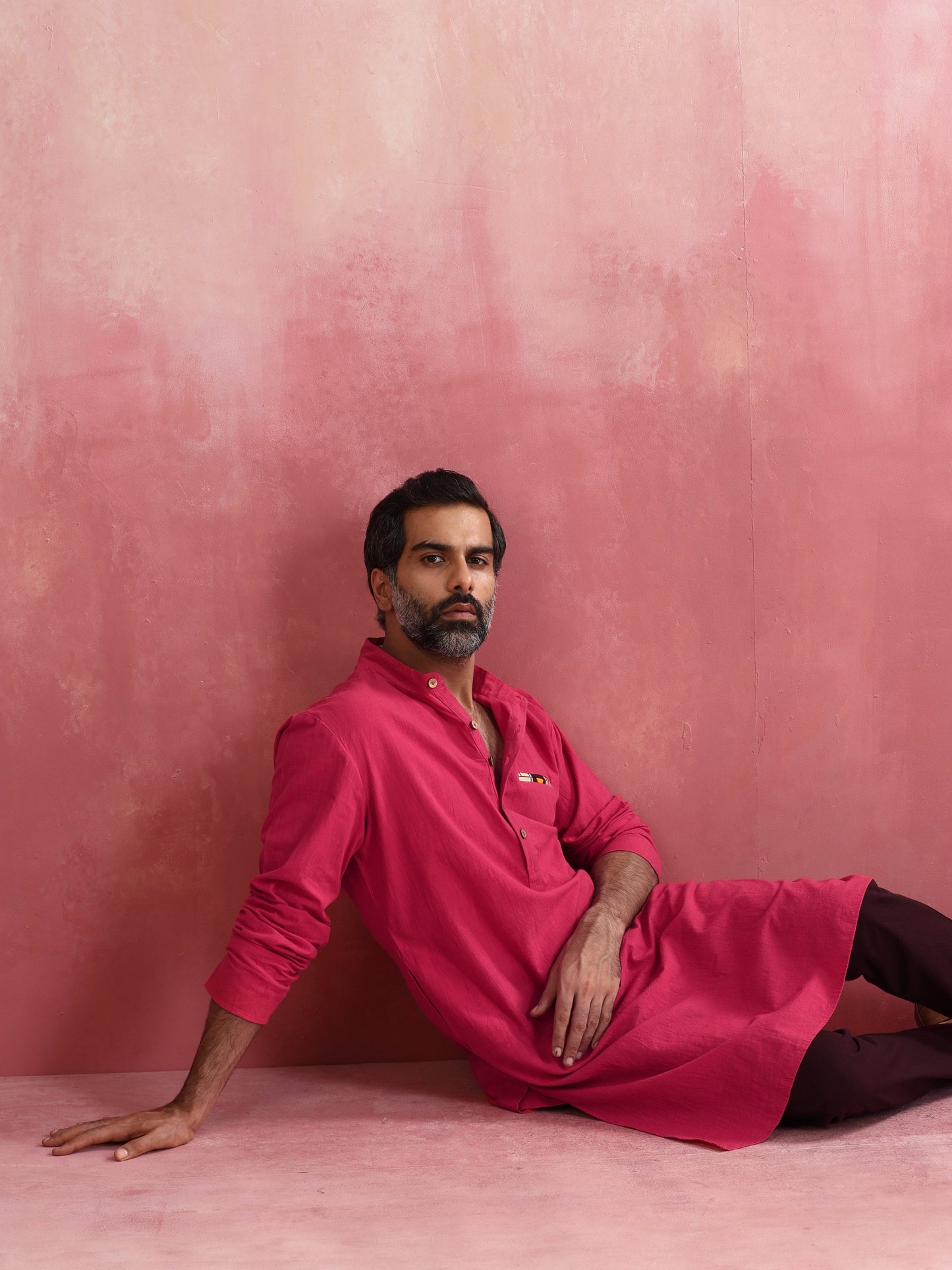 trueBrowns Men's Pink Mandarin Collar Kurta | Swadesiicart