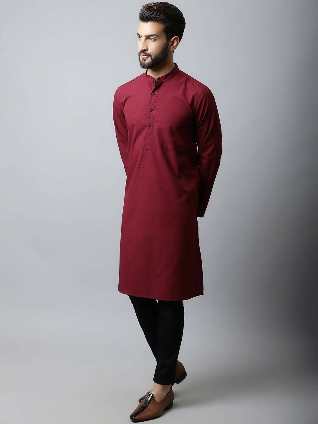 Even Apparels Maroon Color Linen Pure Cotton Men's Kurta With Side Placket (SLD1182) | Swadesiicart