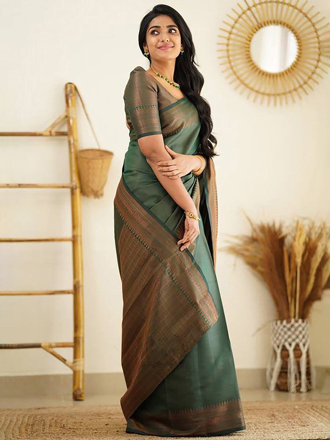 Kalini Zari Banarasi Saree | Swadesiicart