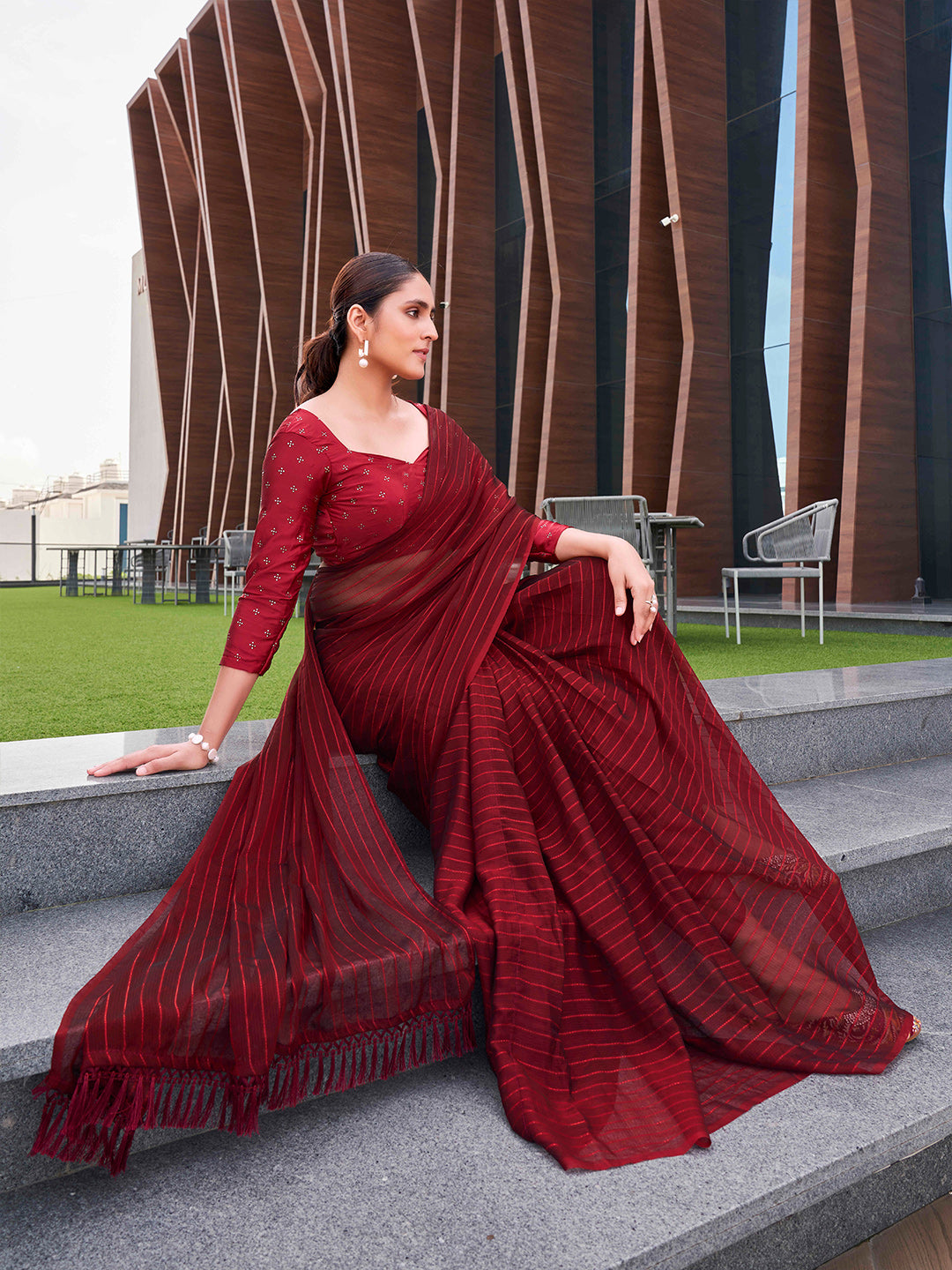 Tikhi Imli Striped Ready to Wear Saree | Swadesiicart