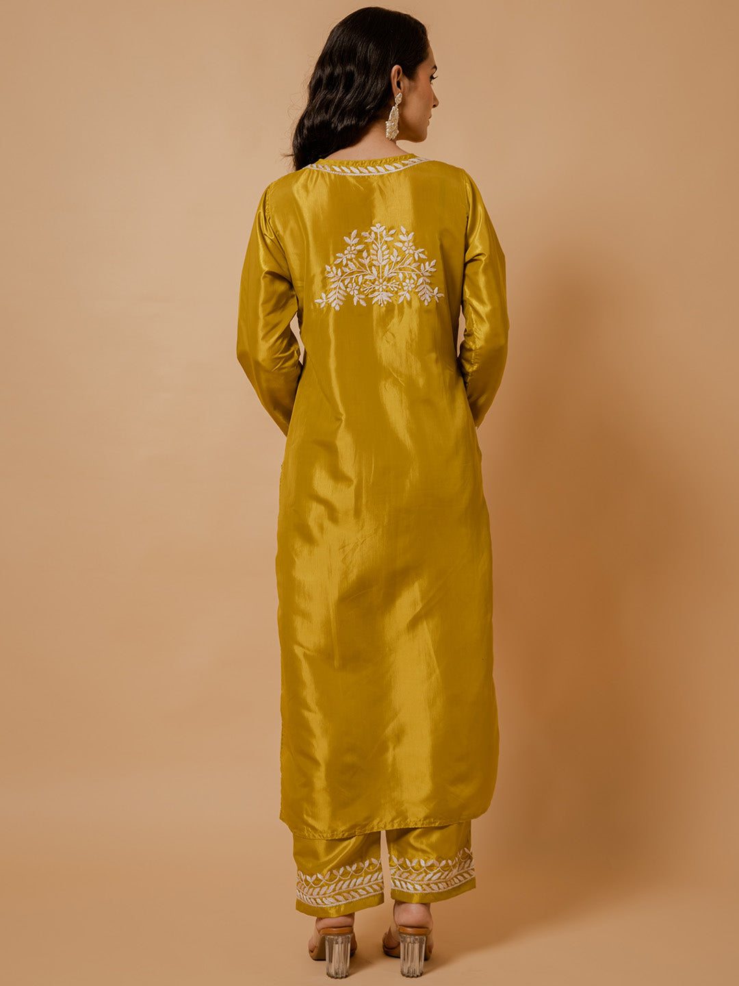 HOUSE OF KARI Floral Embroidered Silk Chikankari Kurta | Swadesiicart