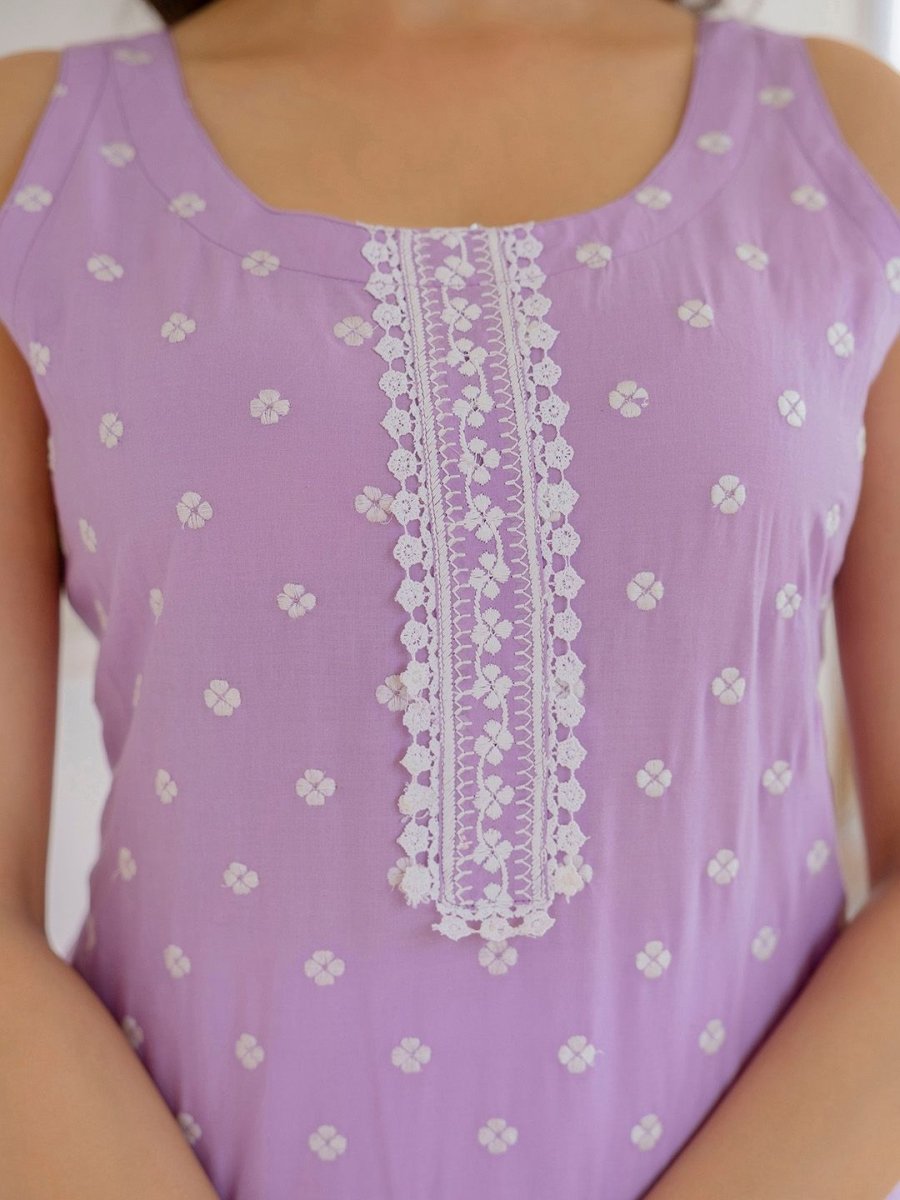 Anouk Lavender Floral Embroidered Round Neck Sleeveless Thread Work Cotton Straight Kurta - Swadesiicart