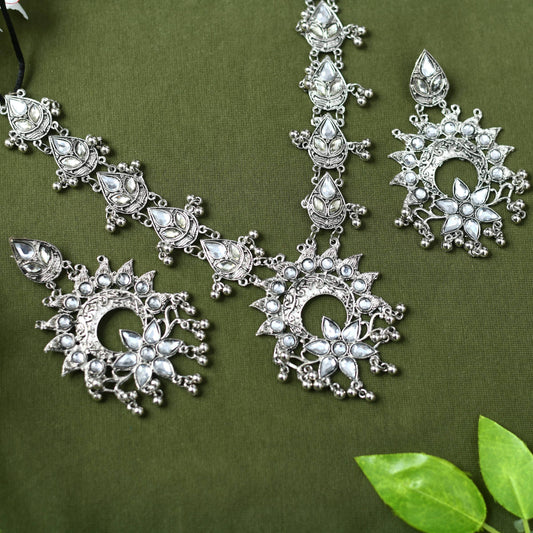 Mominos Fashion Johar Kamal Women Silver-Plated Brass Finish Rani Haar Statement Necklace | Swadesiicart
