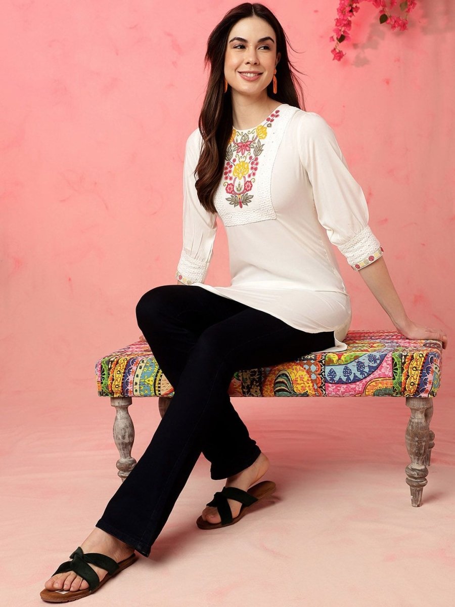 Anouk White Floral Yoke Design Thread Work Straight Kurta - Swadesiicart