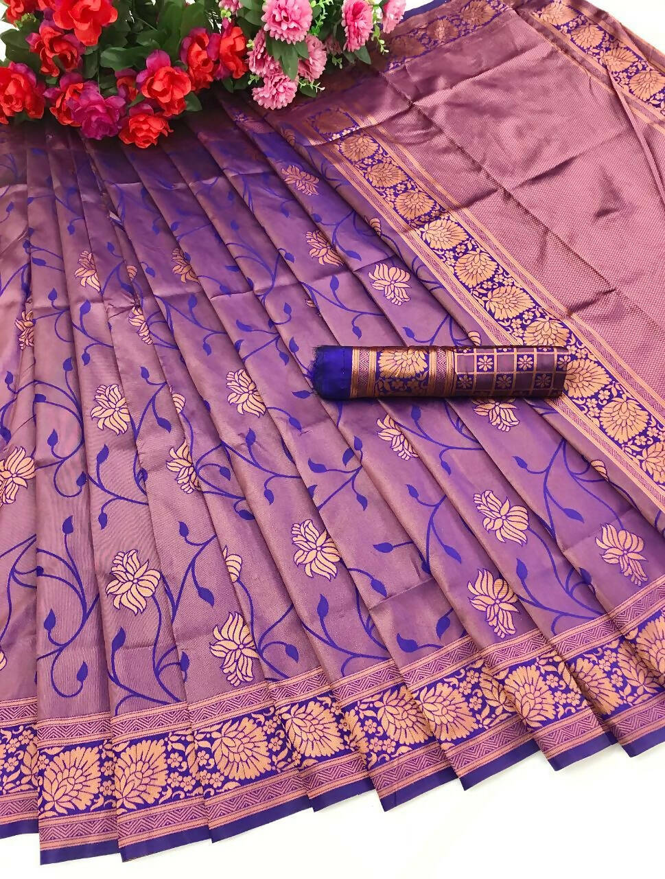 DEIANA'S Beautiful Designer Golden zari Soft Lichi Silk Saree - Purple - Swadesiicart