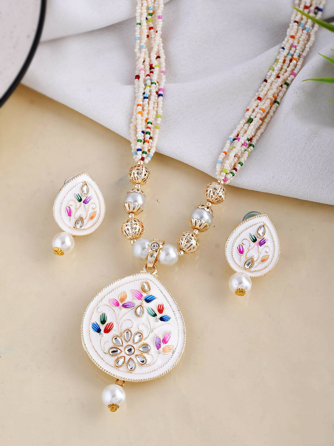VOJ Women White Color stainless steel Jewellery Set - Swadesiicart