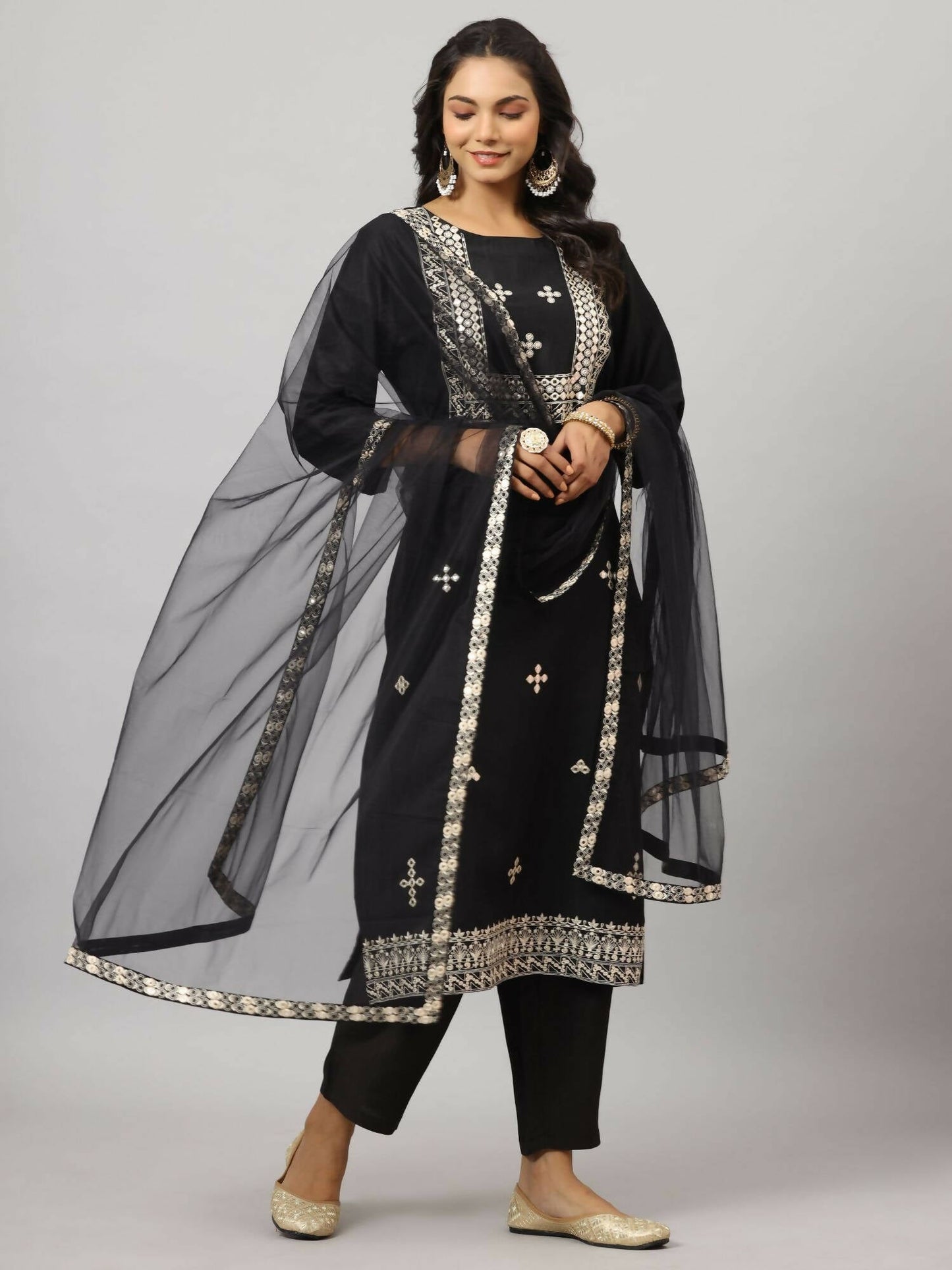 Juniper Women's Black Chinnon Solid Embroidered Kurta Set | Swadesiicart