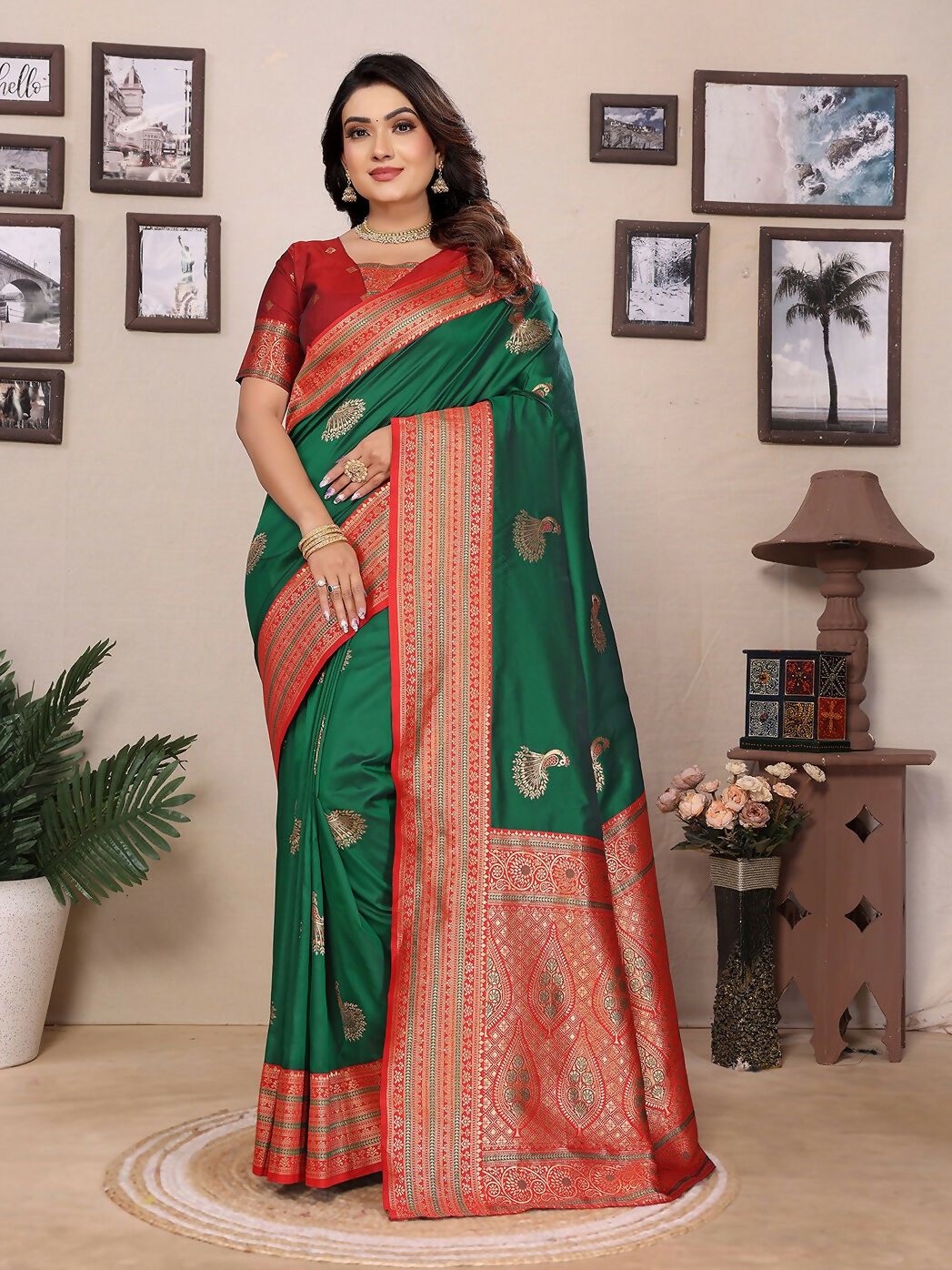 Joban Fashion Banarasi Green Small Butti Soft Silk Saree | Swadesiicart