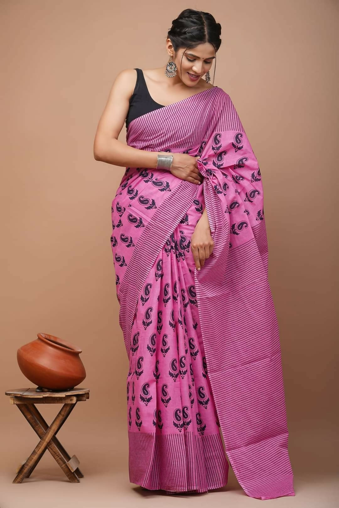 Exclusive Collection Pink Beautiful Mulmul Cotton Saree - Swadesiicart