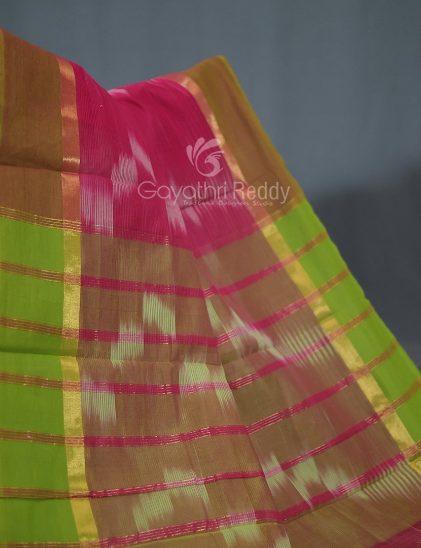 Dual Shades of Rose Pink And Parrot Green Mangalagiri Ikkat Cotton Saree By Gayathri Reddy Designer Studio | Swadesiicart