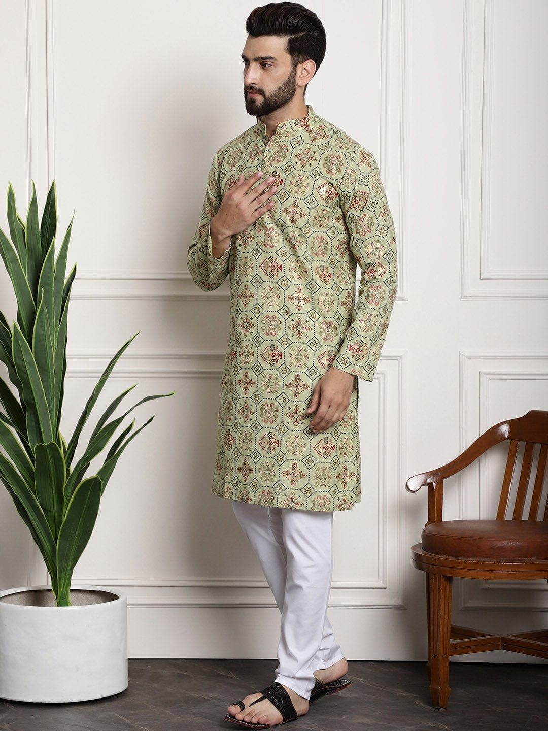 Sojanya Men Green Printed Cotton Linen Kurta with Churidar | Swadesiicart