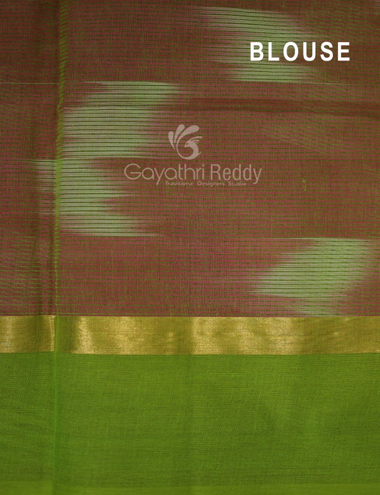 Dual Shades of Rose Pink And Parrot Green Mangalagiri Ikkat Cotton Saree By Gayathri Reddy Designer Studio | Swadesiicart