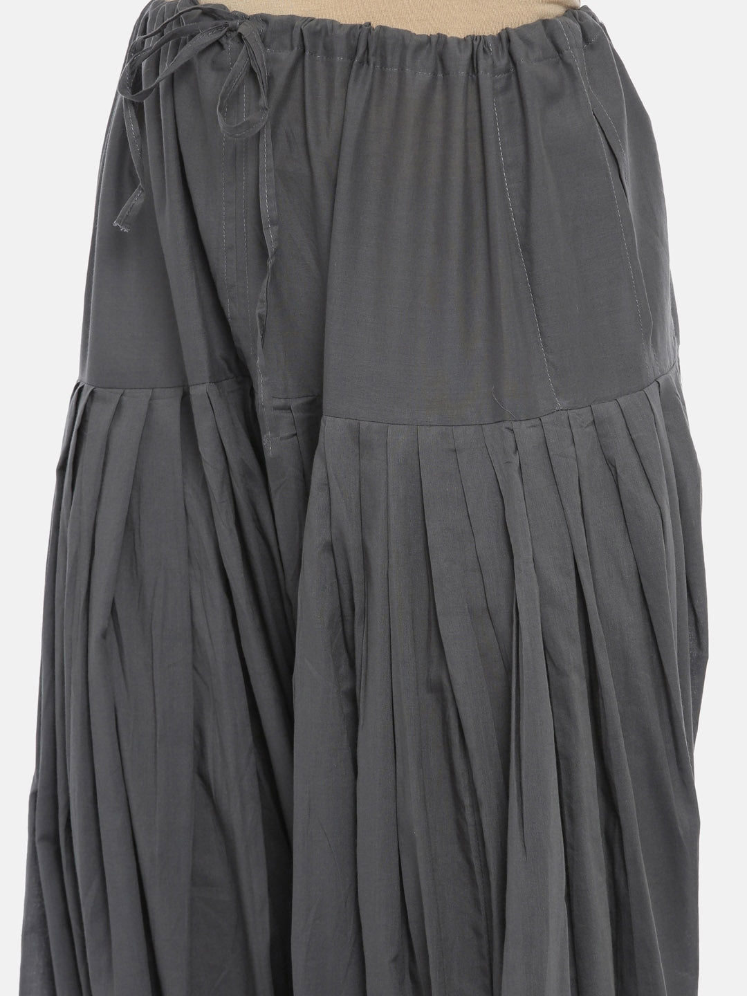Souchii Women Grey Solid Loose-Fit Patiala - Swadesiicart