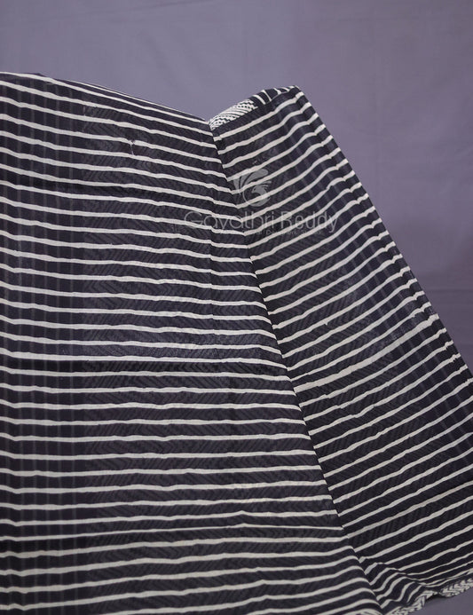 Cream And Black Colour Combo With Waves Print Pure Mulmul Cotton Saree By Gayathri Reddy Designer Studio | Swadesiicart