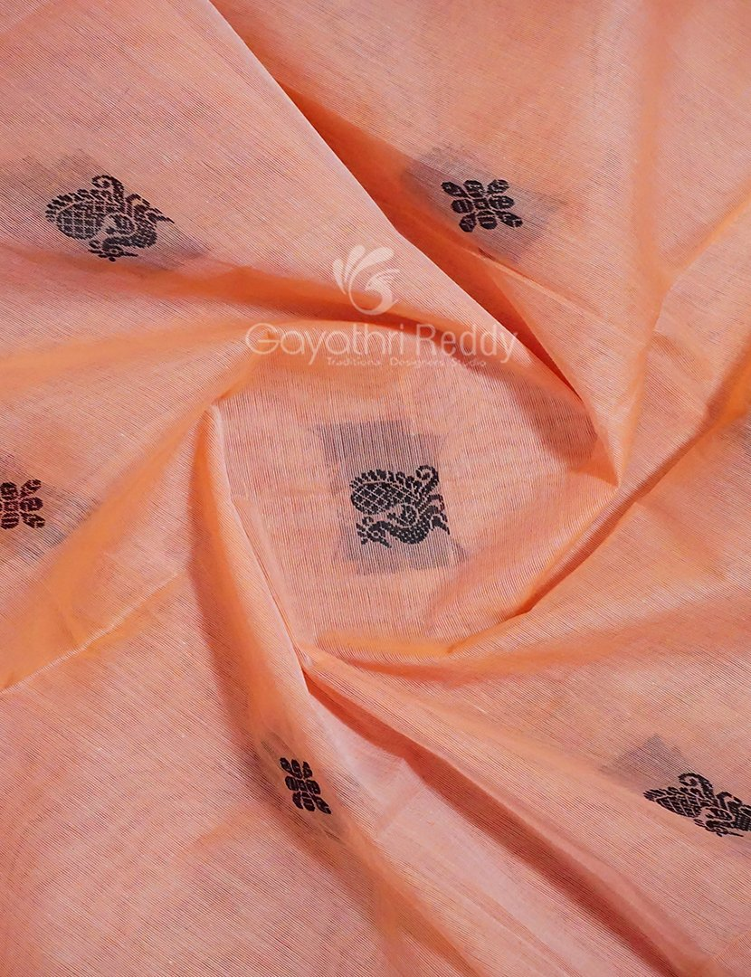 Kalanetha Shades of Peach Pure Kanchi Cotton Saree With Kanchi Traditional Borders By Gayathri Reddy Designer Studio | Swadesiicart