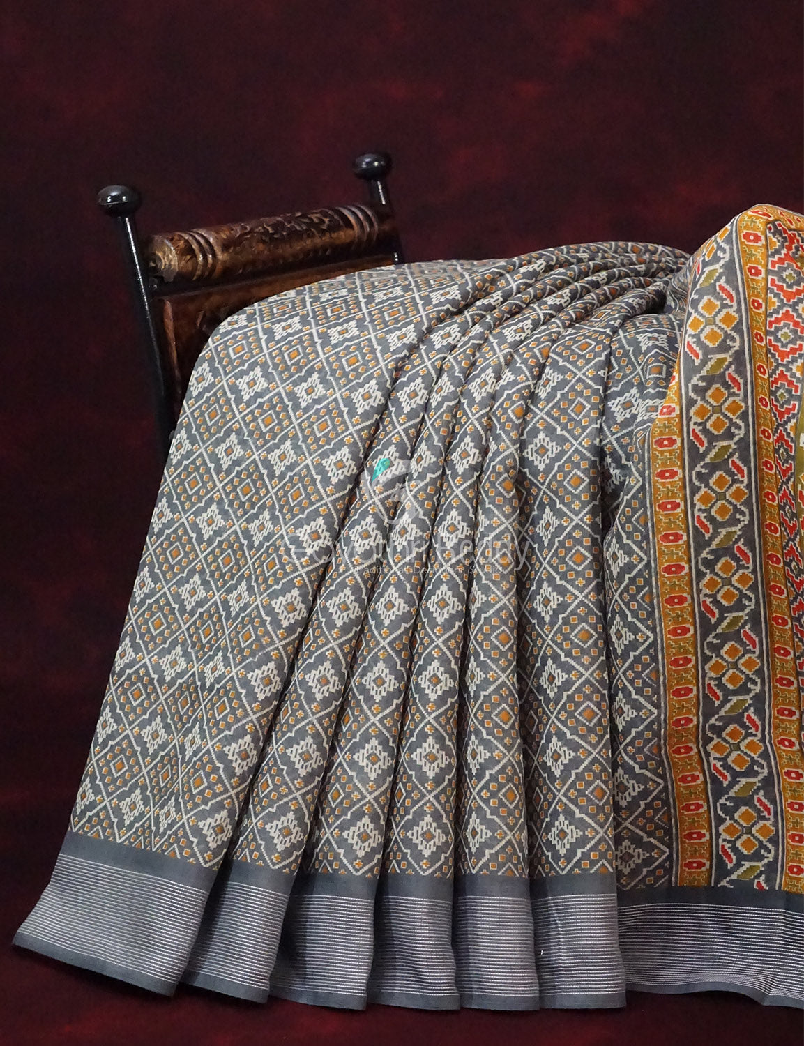 Grey Colored Diamond Print Semi Chanderi Saree By Gayathri Reddy Designer Studio | Swadesiicart