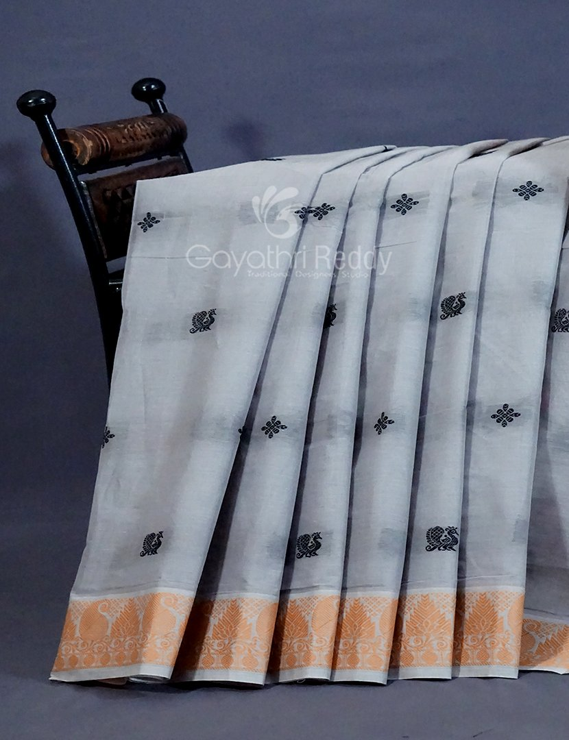 Kalanetha Shades of Grey Pure Kanchi Cotton Saree With Kanchi Traditional Border By Gayathri Reddy Designer Studio | Swadesiicart
