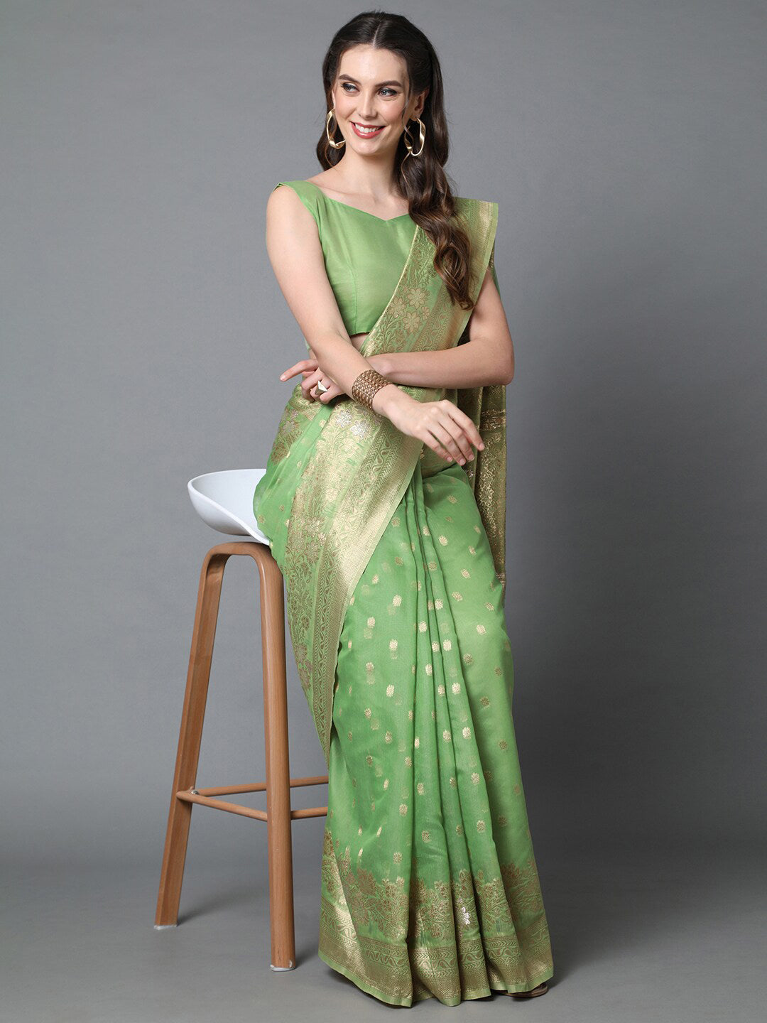 Mitera Green Silk Blend Ethnic Motifs Woven Designed Banarasi Saree | Swadesiicart