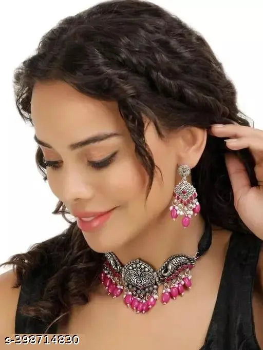 Tehzeeb Creations Women's Silver Plated Necklace Set With Rani Colour Pearl - Swadesiicart