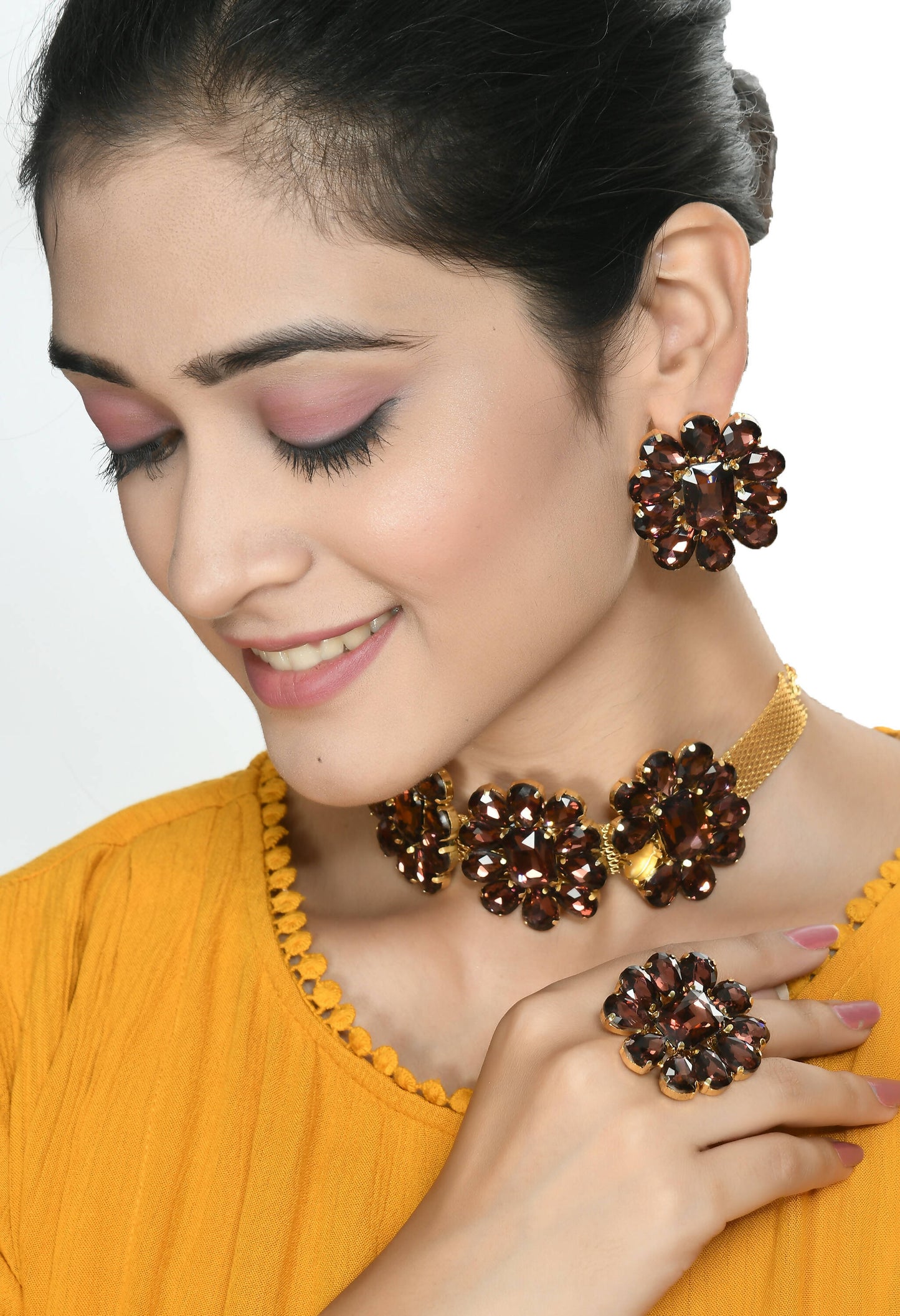 Mominos Fashion Joharkamal Gold-Polished Brass Finish Stone Choker For Women & Girls (Brown) | Swadesiicart