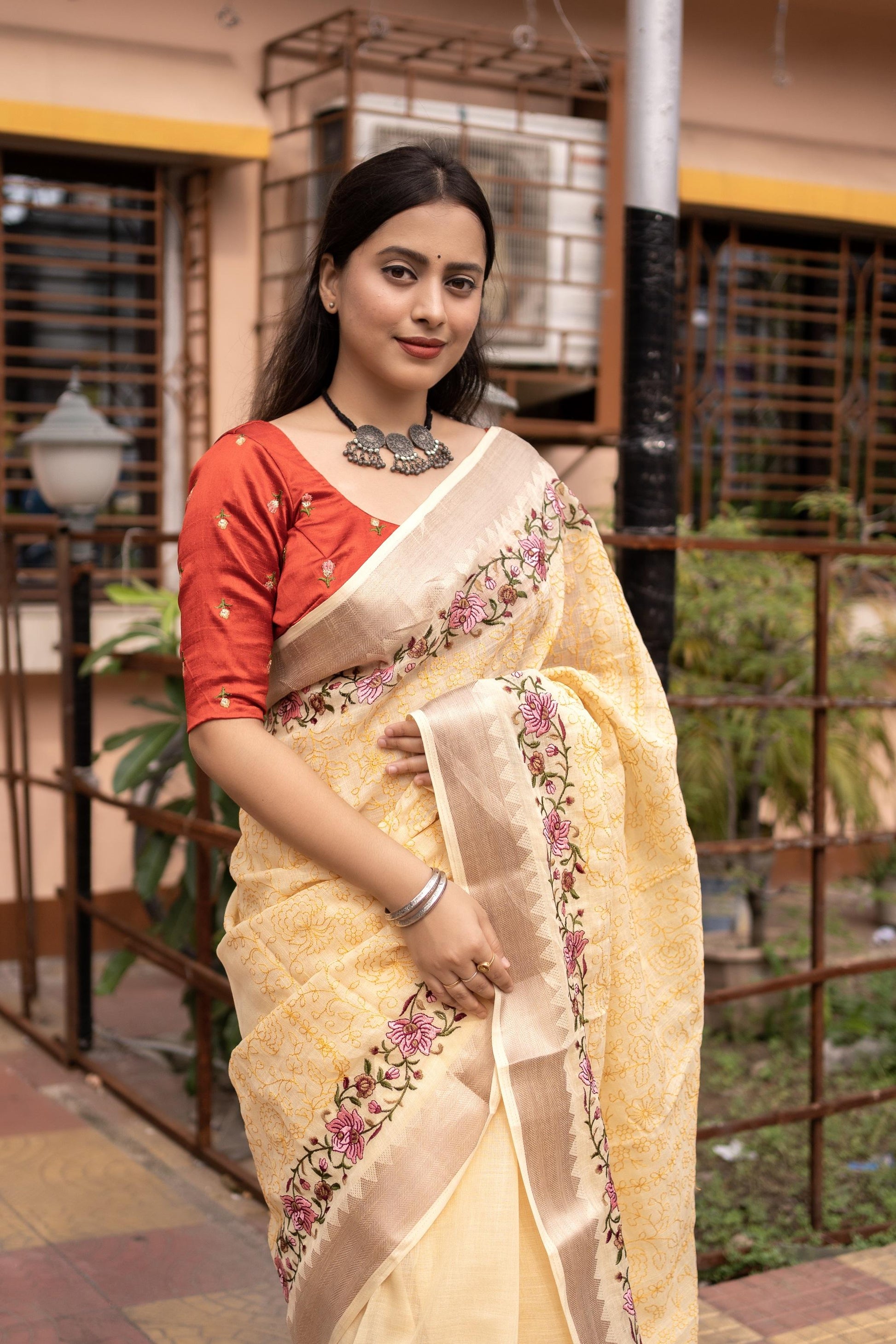Yellow Pure Linen Woven Design Saree with Unstitched Blouse - Hiral Fashion | Swadesiicart