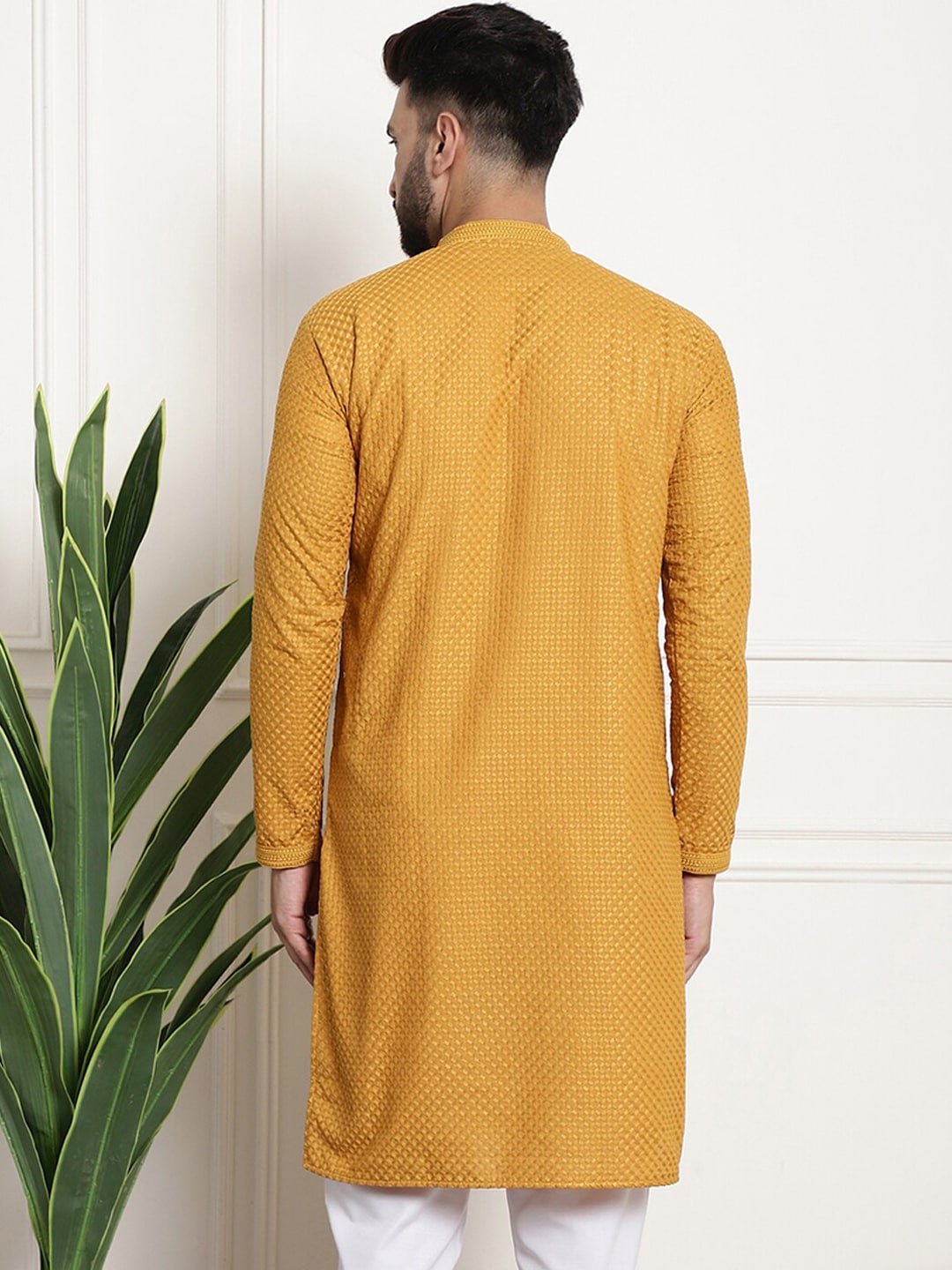Sojanya Geometric Embroidered Thread Work Pure Cotton Straight Kurta | Swadesiicart