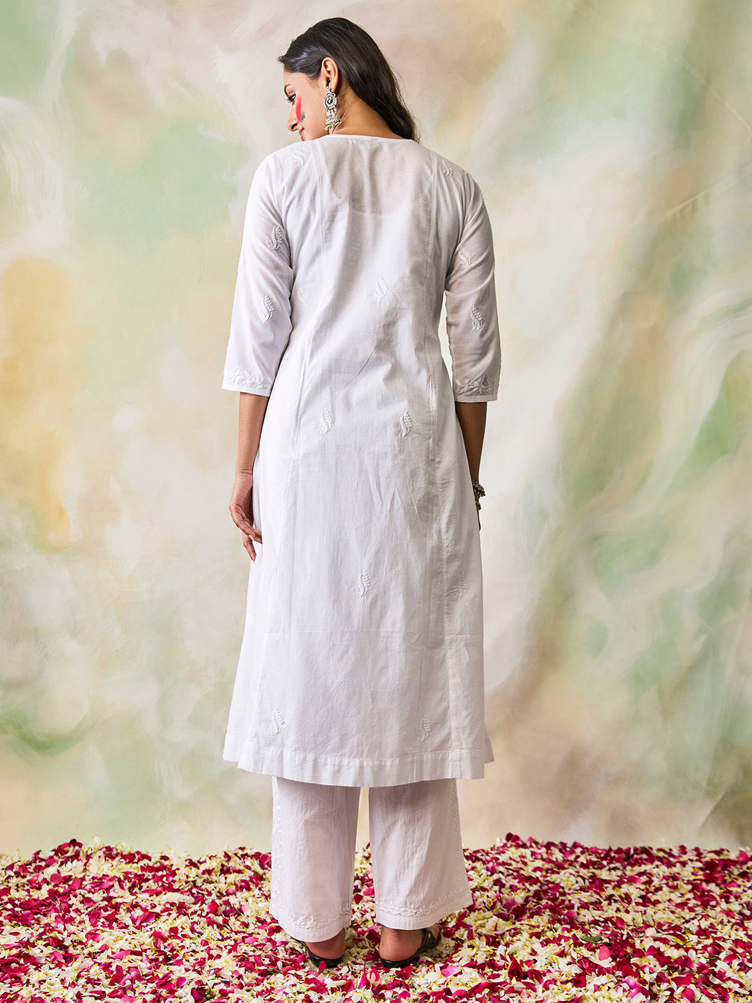 HOUSE OF KARI Ethnic Motifs Embroidered Chikankari Kurta | Swadesiicart
