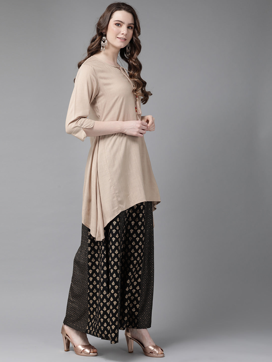 Juniper Womens Beige Rayon Slub Solid Kurta - Swadesiicart