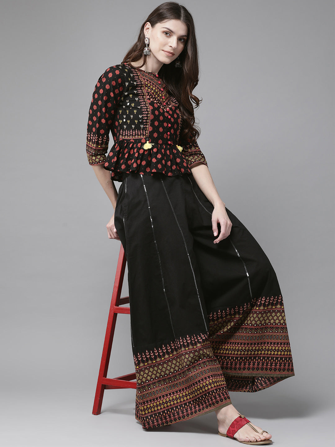 Juniper Womens Black Floral Printed Cambric Clothing Set | Swadesiicart