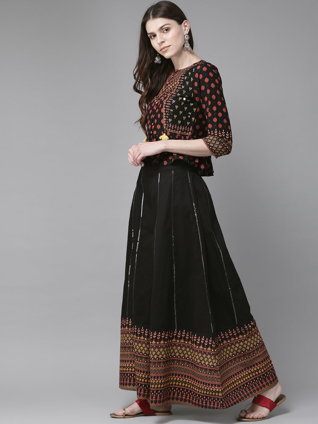 Juniper Womens Black Floral Printed Cambric Clothing Set | Swadesiicart