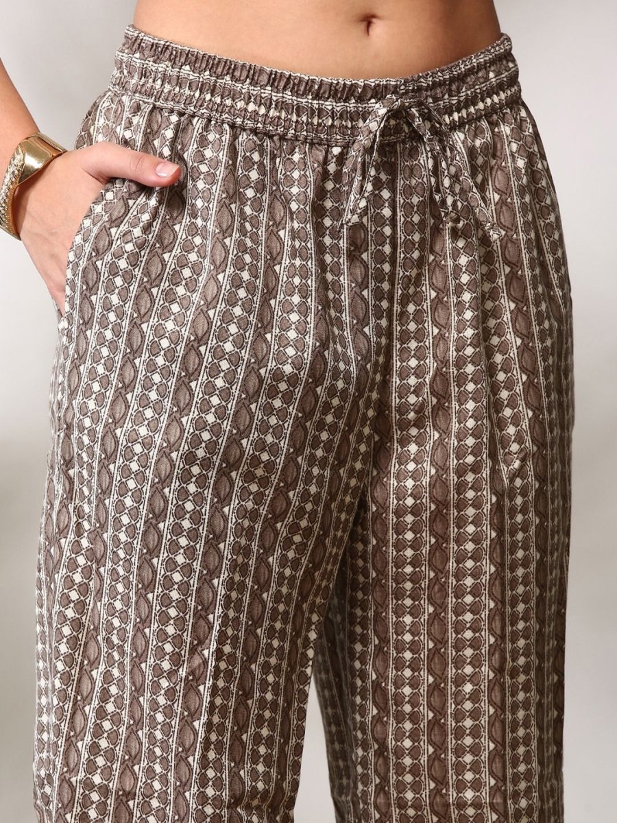 Anouk Floral Printed Regular Straight Kurta with Trousers - Swadesiicart