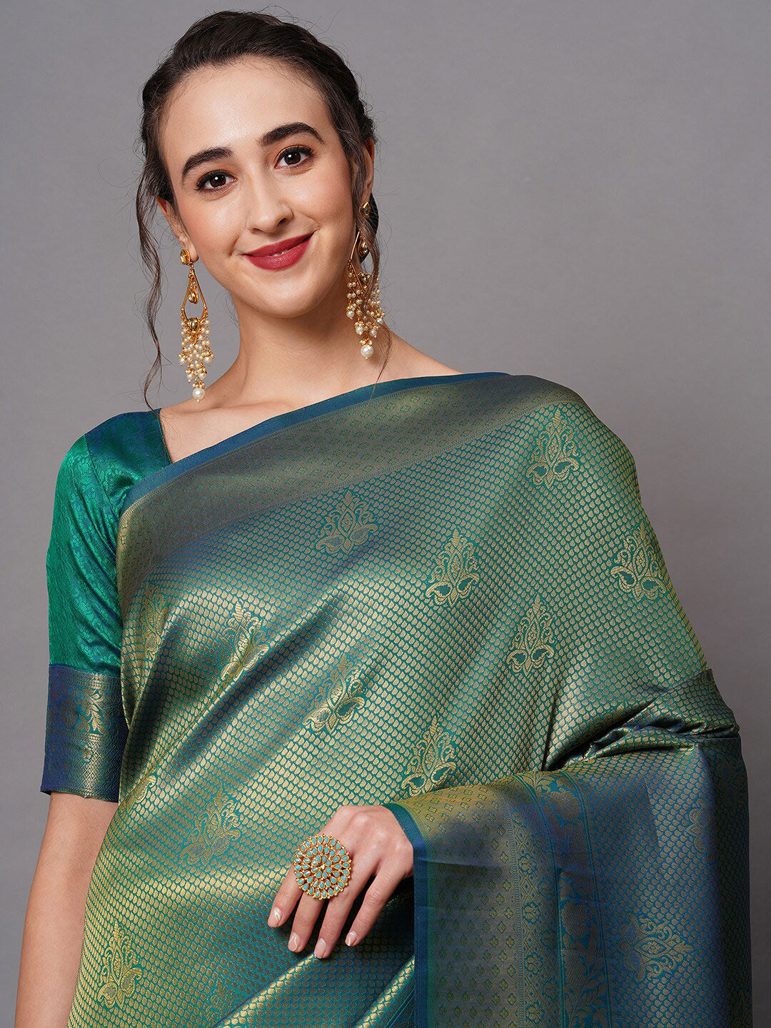 Mitera Teal & Gold-Toned Woven Design Zari Silk Blend Banarasi Saree | Swadesiicart