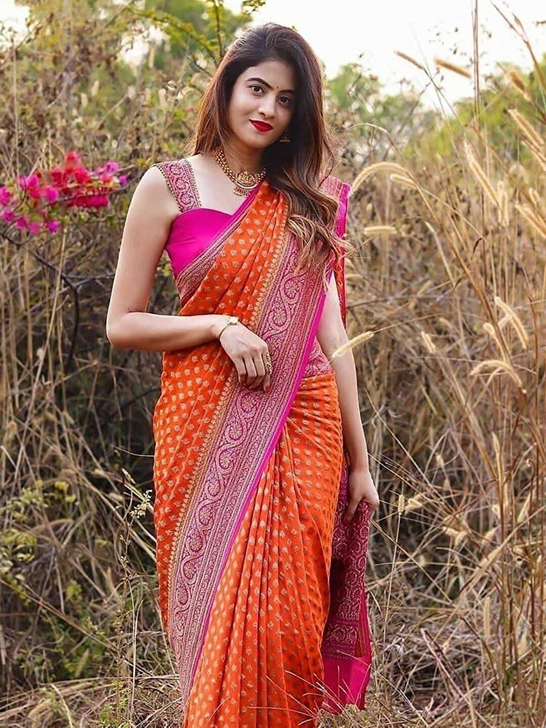 Kalini Ethnic Motif Woven Design Zari Banarasi Saree | Swadesiicart