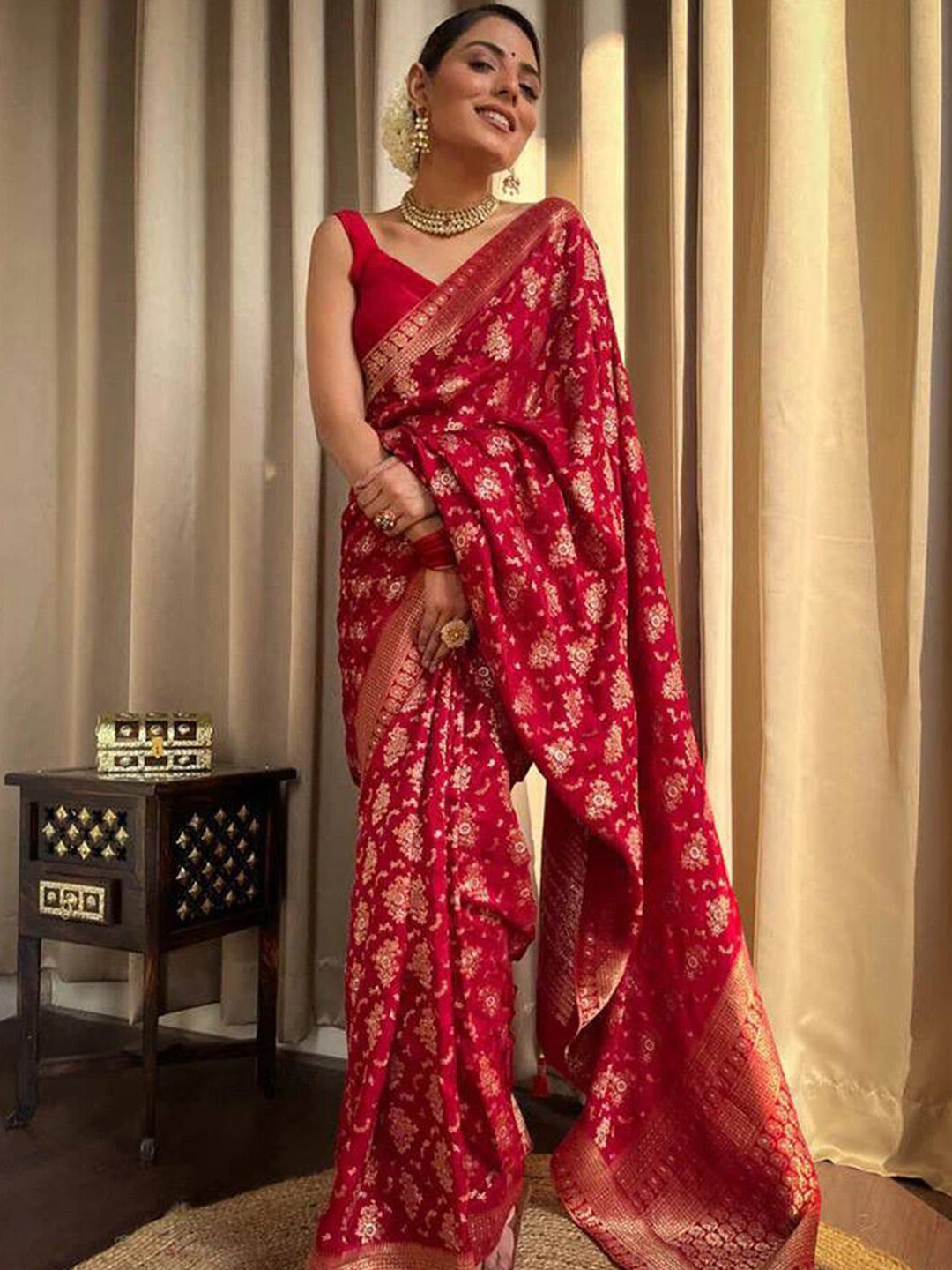 Kalini Ethnic Motifs Woven Design Zari Detailed Banarasi Saree | Swadesiicart