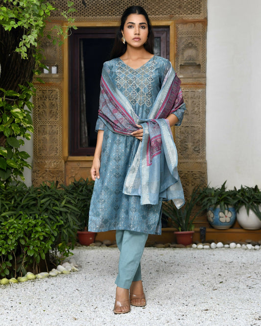 Vaasva Women's Chanderi Printed Suit Set With Pant And Printed Dupatta | Swadesiicart