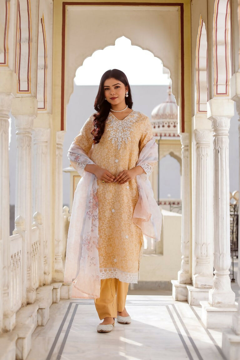 Vaasva Women Peach Linen Printed Kurta, Pant & Dupatta set | Swadesiicart