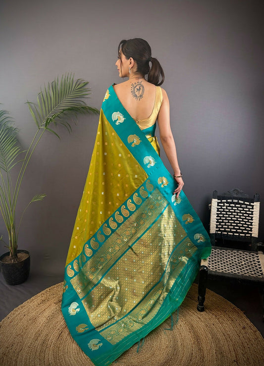 Joban Fashion Green Butti Banarasi Silk Sarees | Swadesiicart