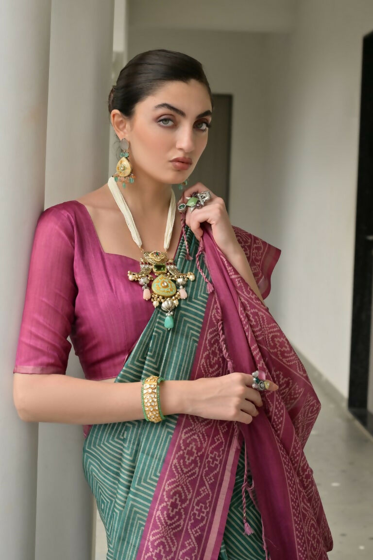 Vishnu Weaves Women's Wine Soft Tussar Silk Printed Saree with Blouse - Swadesiicart