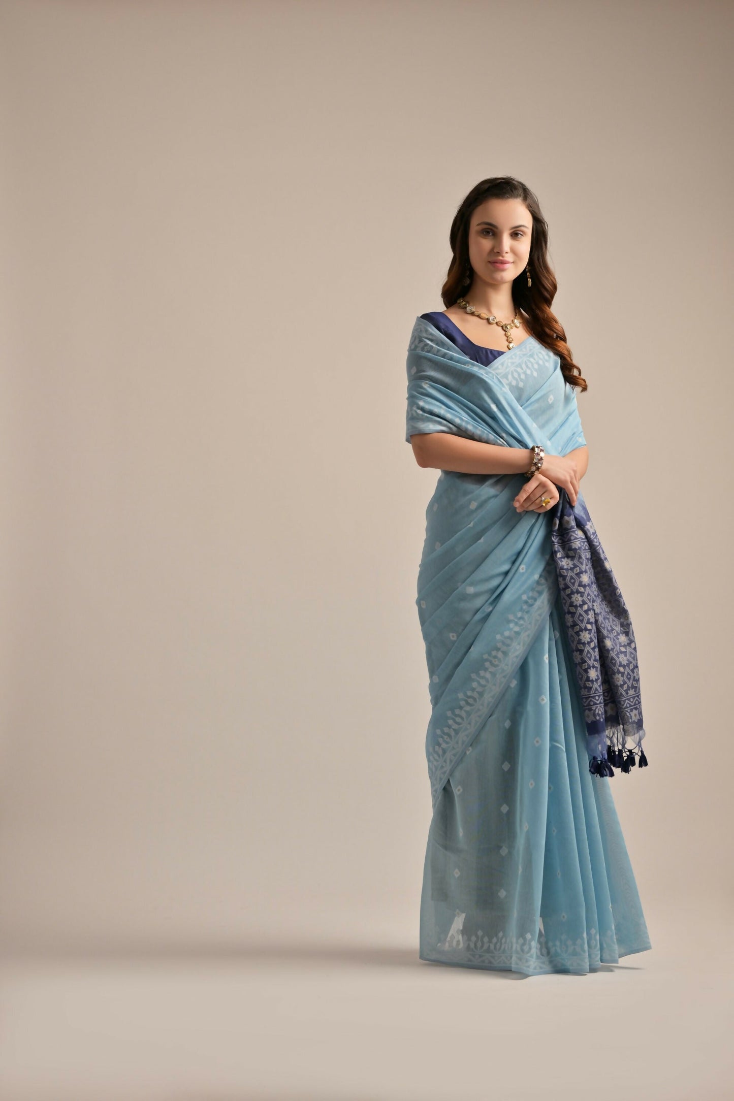 Vishnu Weaves Women's Firozi Muga Cotton Woven Saree with Blouse - Swadesiicart