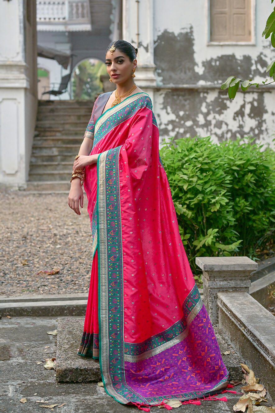 Vishnu Weaves Women's Pink Banarasi Silk Woven Saree with Blouse - Swadesiicart