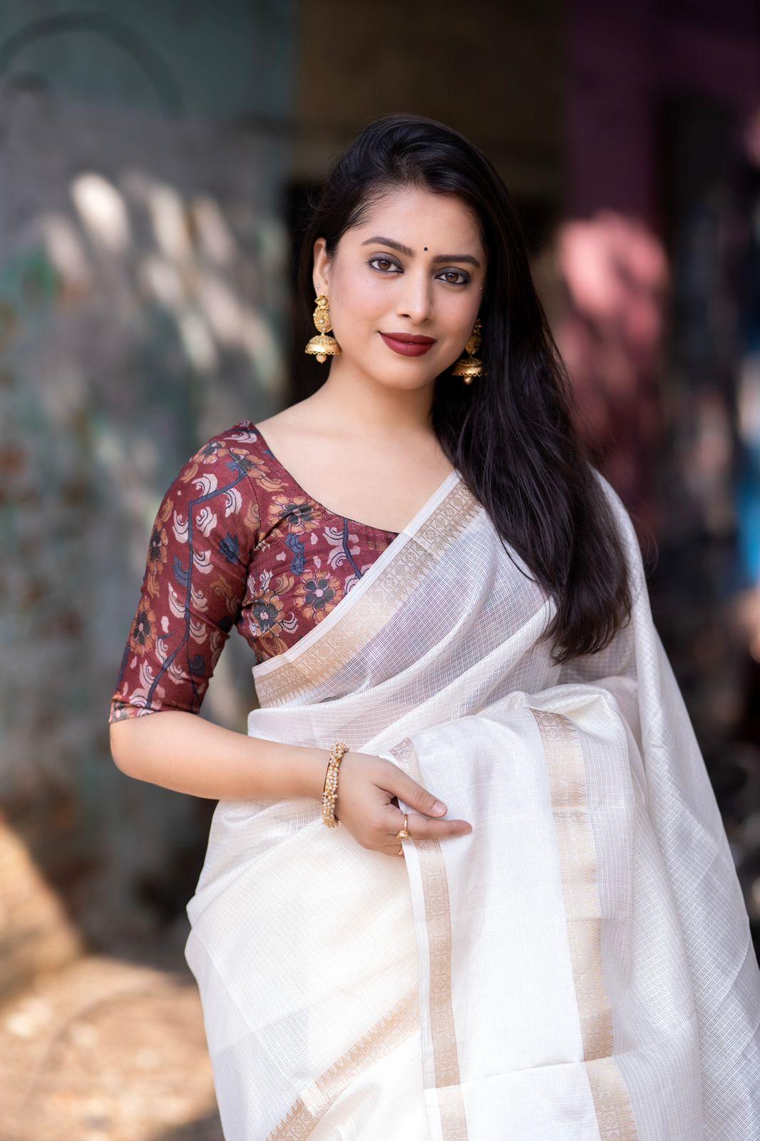 White Silk Blend Kalamkari Saree with Unstitched Blouse - Hiral Fashion | Swadesiicart