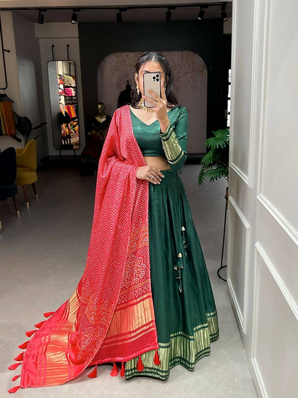 DEIANA'S Beautiful Pure Gaji Silk Weaving Lehengha Choli - Green | Swadesiicart