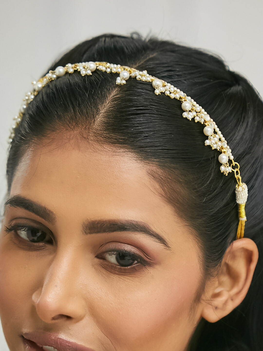 Nuyug 22K Gold-Plated Kundan & Pearl Studded Matha Patti Head Jewellery | Swadesiicart