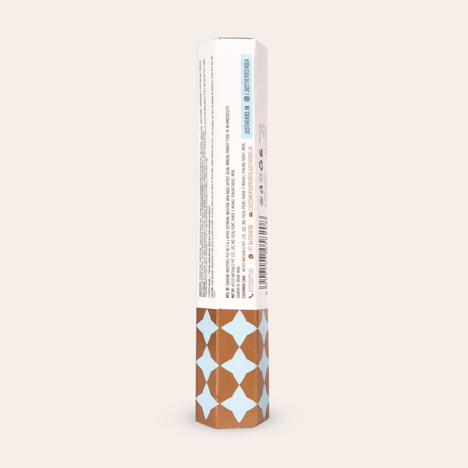Plant-powered Glass Lip Ink with Cica and Sweet Almond Oil