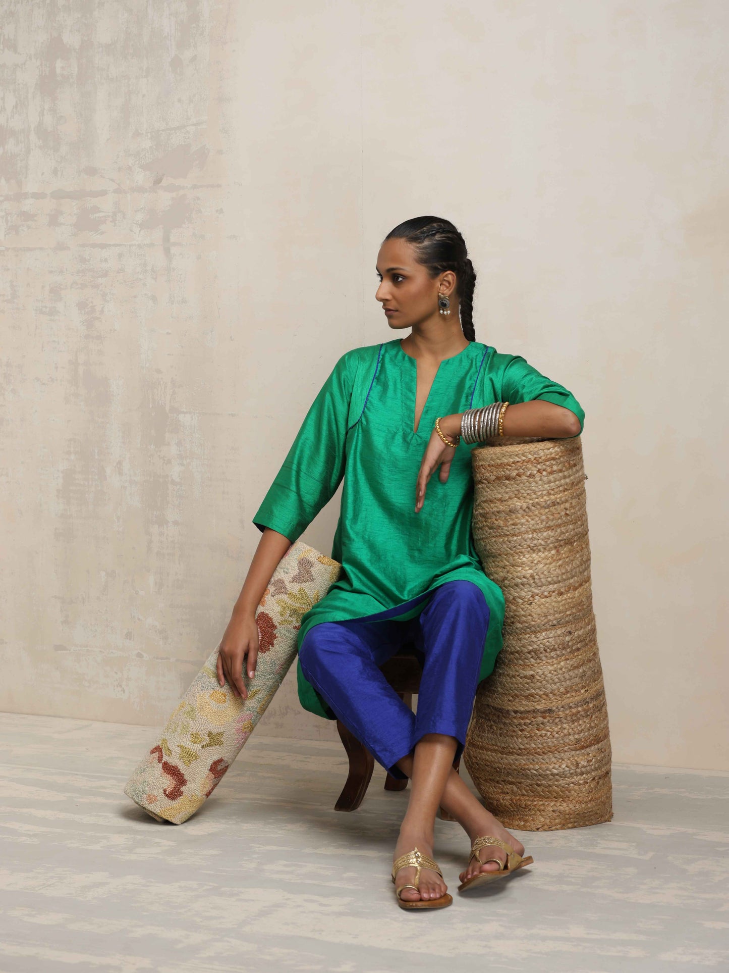 trueBrowns Bright Green Silk Kurta Co-ord Set - Swadesiicart