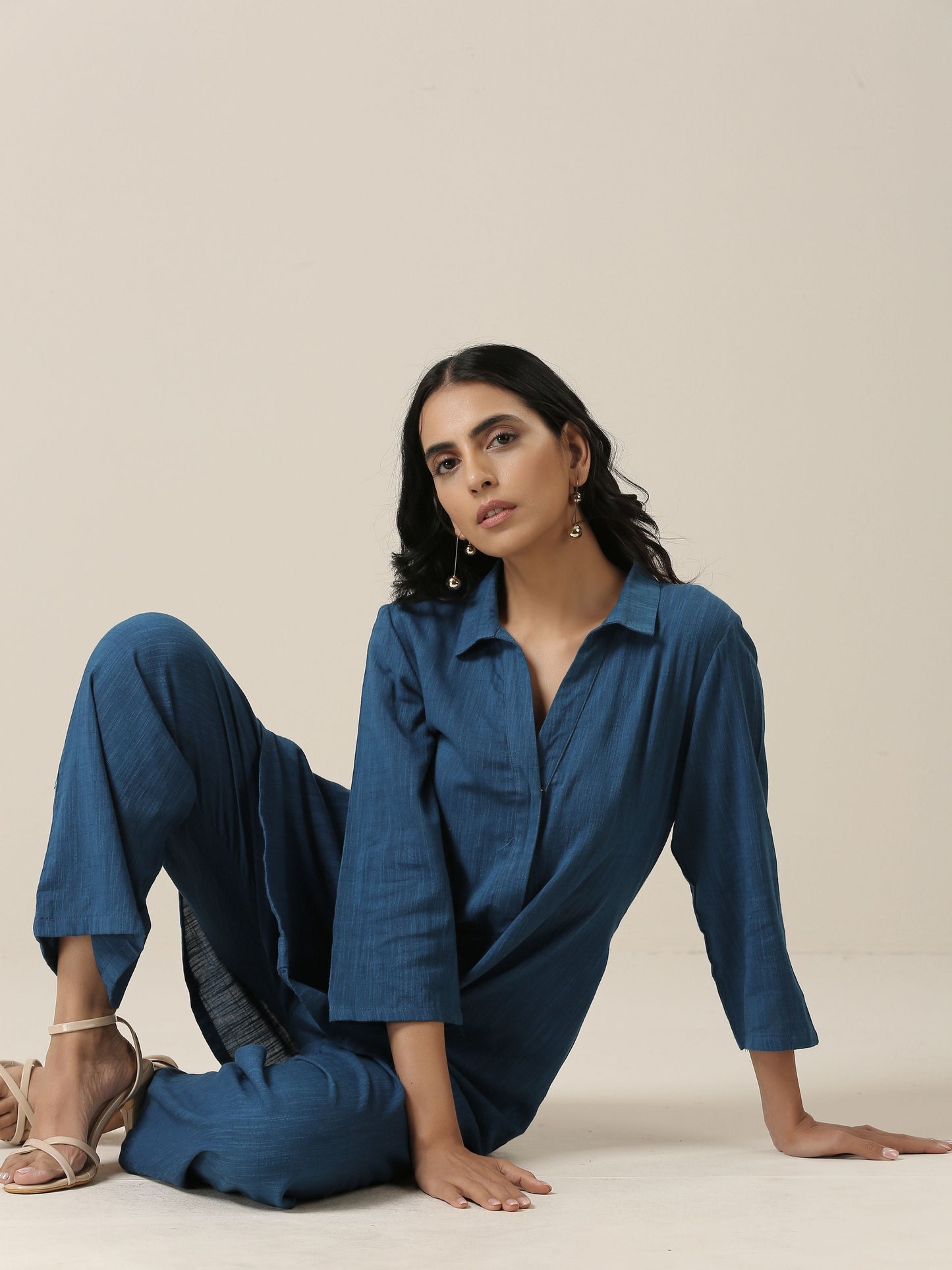 trueBrowns Classic Blue Slub Texture Collar Short Co-Ord Set - Swadesiicart