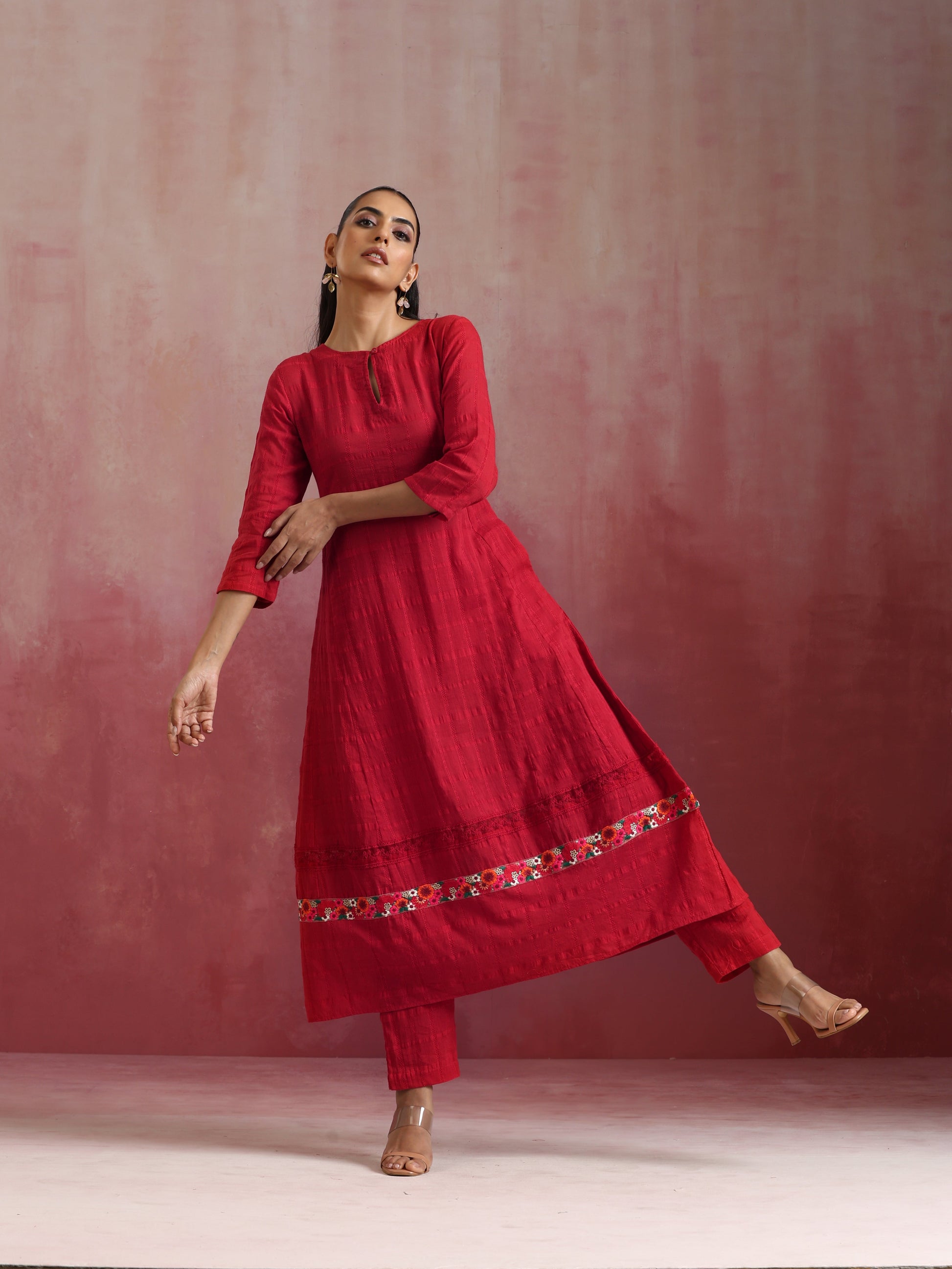 trueBrowns Red Cotton Dobby Flared Kurta Set | Swadesiicart