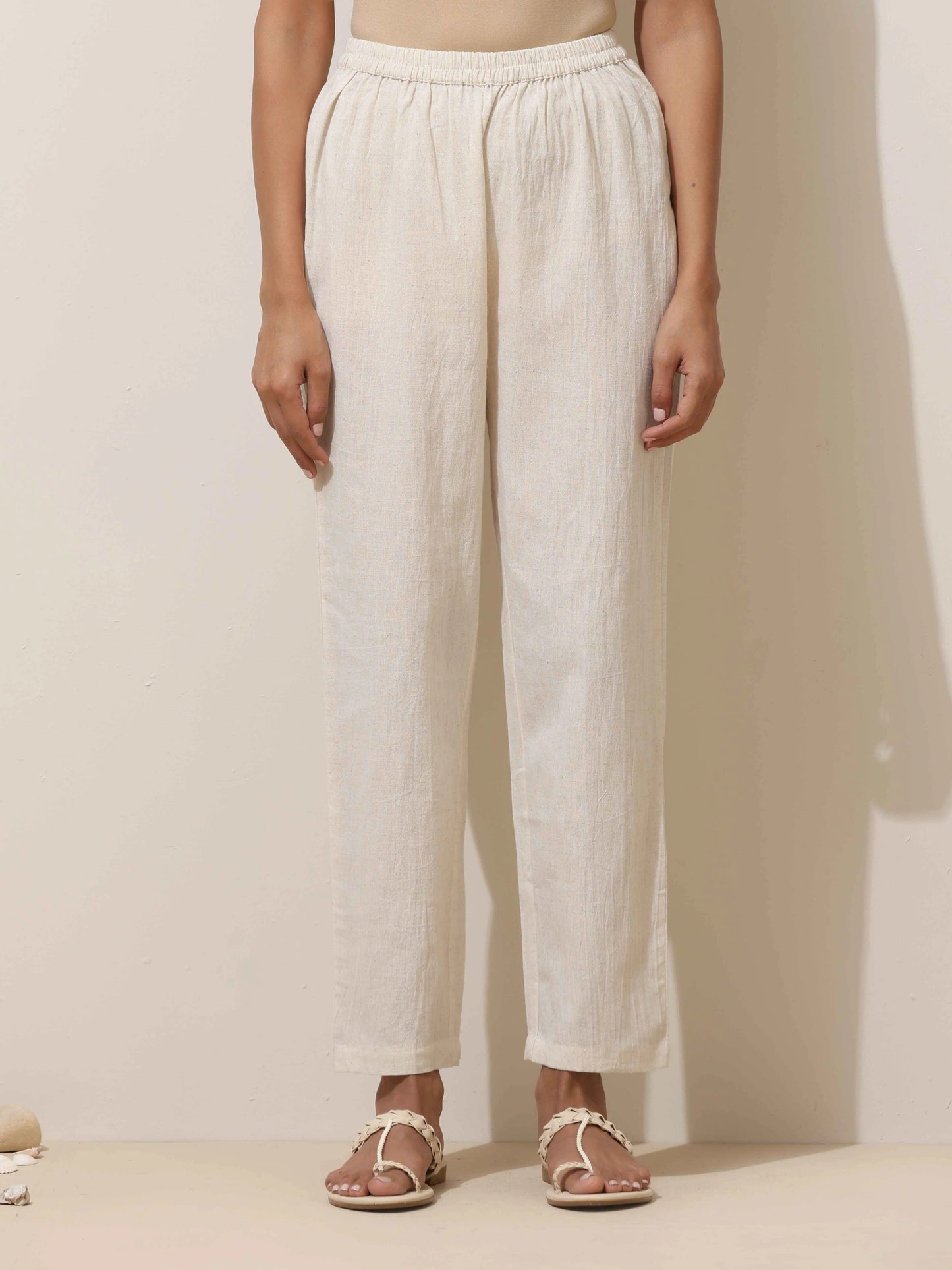 trueBrowns Off-White Cotton Linen Kurta Pant Set | Swadesiicart