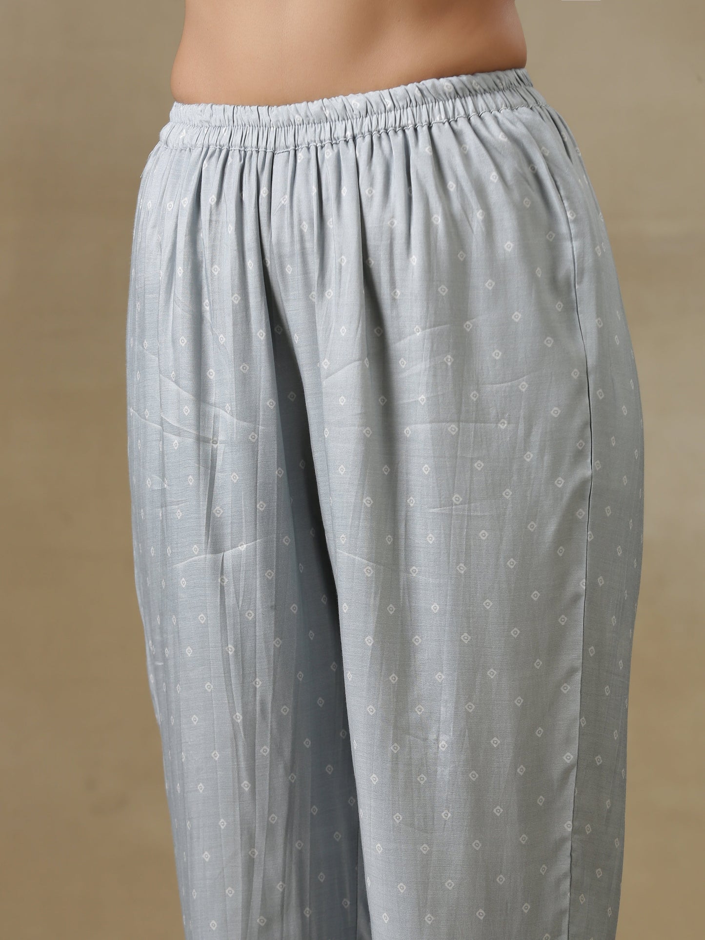 trueBrowns Grey Bandhani Printed Silk One-Shoulder Kurta Pant Set | Swadesiicart
